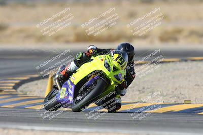 media/Dec-08-2024-CVMA (Sun) [[267e5a7075]]/Race 2-Amateur Supersport Open/